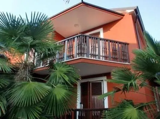 Ferienwohnung In Novigrad Mit Schoener Terrasse Karpinjan كرواتيا